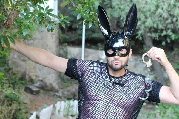 Närbild Porträtt Stilig Ung Man Gay Stolthet Kostym Med Kanin — Stockfoto