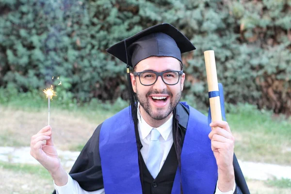 Portrait Gros Plan Beau Jeune Étudiant Vêtements Fin Études Avec — Photo