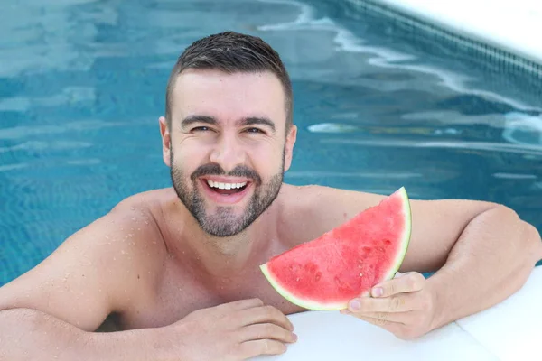 Nahaufnahme Porträt Eines Hübschen Jungen Mannes Mit Einer Scheibe Wassermelone — Stockfoto