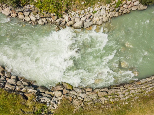 Luftaufnahme Von Wildwasser Stromschnellen Den Schweizer Alpen Wildes Wasser Von — Stockfoto