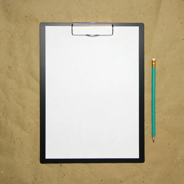 Une Tablette Avec Une Feuille Blanche Format Avec Crayon Sur — Photo