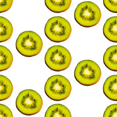 Beyaz arka planda izole edilmiş sulu yeşil kivi meyvelerinin kusursuz desenleri. Paket kağıdı, kumaş ve duvar kağıdı için tasarım.