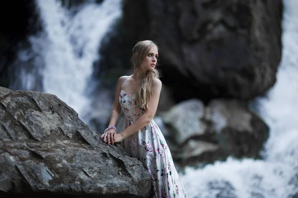Girl Background Waterfall Altai Mountains Tale River Nymph Fairytale Photo — Stock Photo, Image