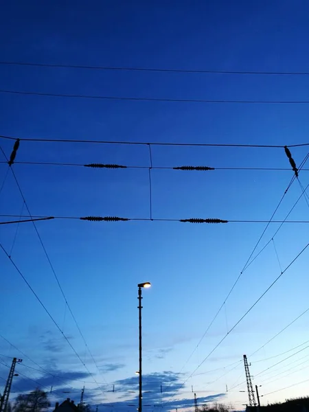Tokaj avondverlichting vanaf het treinstation — Stockfoto