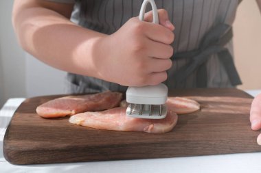 fresh chicken steaks ready to grill