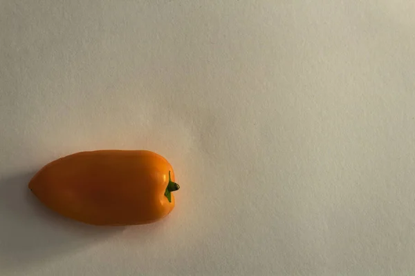 Masada portakal biberi meyvesi var.