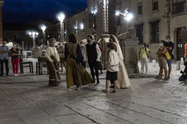 Gece gösterisi, Los Comuneros devriminin 500. yıldönümünü ve 1520 yılında 