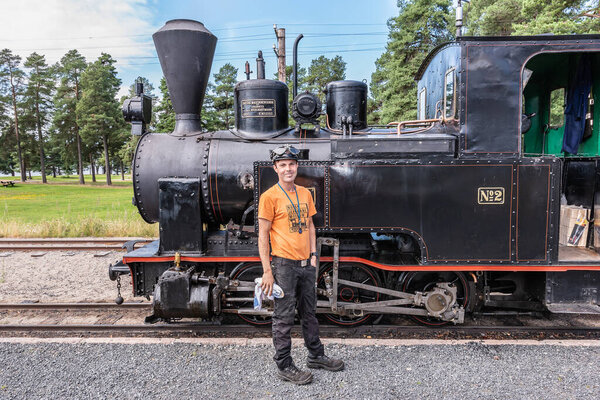 Старый Поезд Машинистом Ждет Пассажиров Следующему Отправлению Норвегии Августа Лицензионные Стоковые Фото