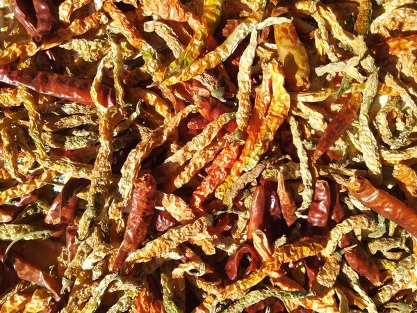 Yemek arkaplanı olarak kurutulmuş kırmızı biber.