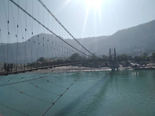 Puente Sobre Río Hermosa Vista Naturaleza — Foto de Stock