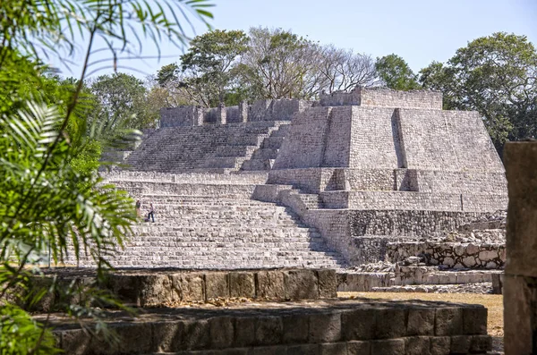 Estrutura Maya pré-colombiana — Fotografia de Stock