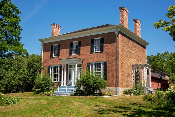 Klasik tarihi, Gürcü tarzı ev Picton, Ontario, Kanada