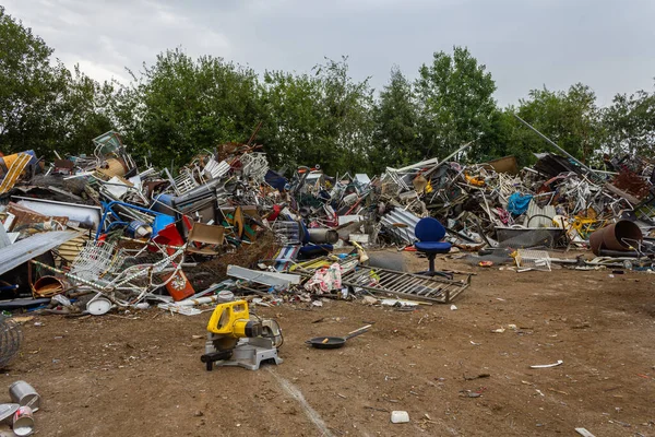 Zweden Augustus 2011 Een Van Sloperijen Hoop Vuilnisbelt Stortplaats Met — Stockfoto