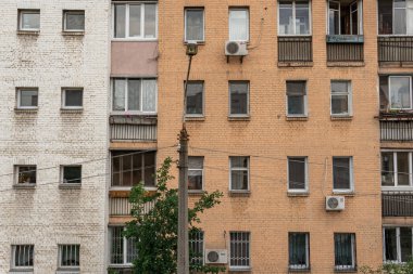 Kiev (Kyiv), Ukrayna - 20 Haziran 2020: 1987 yılında inşa edilen alışılmadık ve tipik olmayan mimari yapı