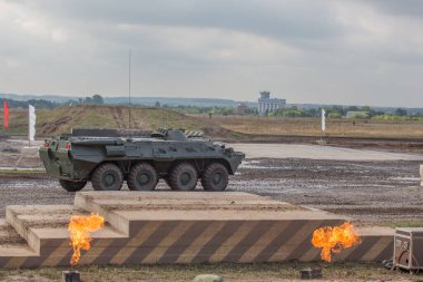 Zhukovsky, Rusya - 16 Ağustos 2014, Zhukovsky 'de tank gösterisi