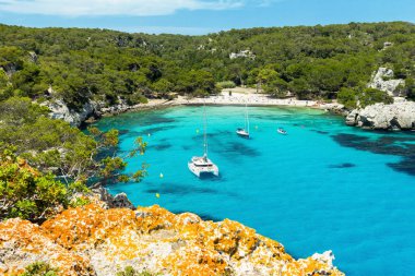 Cala Macarella beach Menorca adasında, İspanya