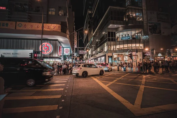 Ağustos 2017 Tsim Sha Tsui Hong Kong Geceleri Insan Kalabalığı — Stok fotoğraf