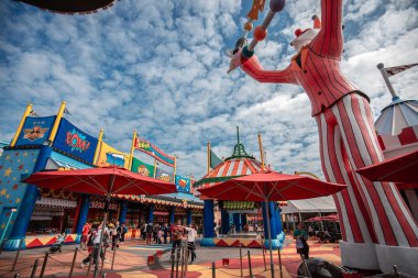 Hong Kong - 29 Kasım 2018: Ocean Park, Hong Kong, turist seyahat