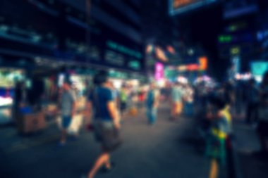 Evler ve dükkanlar, 19 Kasım, 2016 - Tsim Sha Tsui, Hong Kong ile kalabalık sokak 