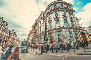 21 Ekim 2017 - Kings Cross Station, Londra: İç ve dış görünümü Kings Cross İstasyonu ve Londra, İngiltere'de alışveriş