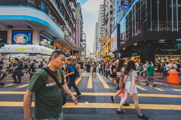 Rua Superlotada Com Casas Lojas Nov 2016 Tsim Sha Tsui — Fotografia de Stock