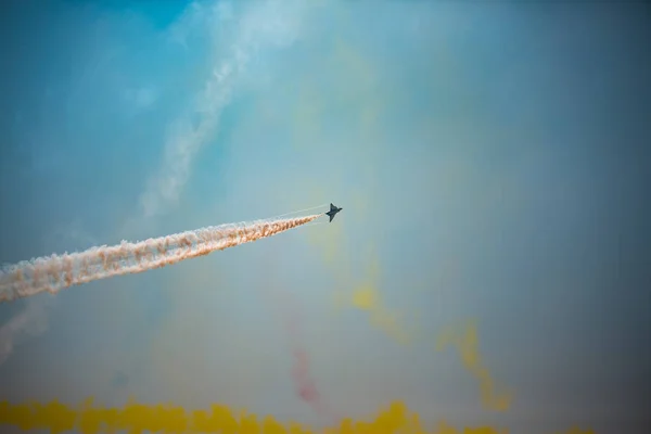 Show Aero Céu Azul Claro Durante Dia — Fotografia de Stock