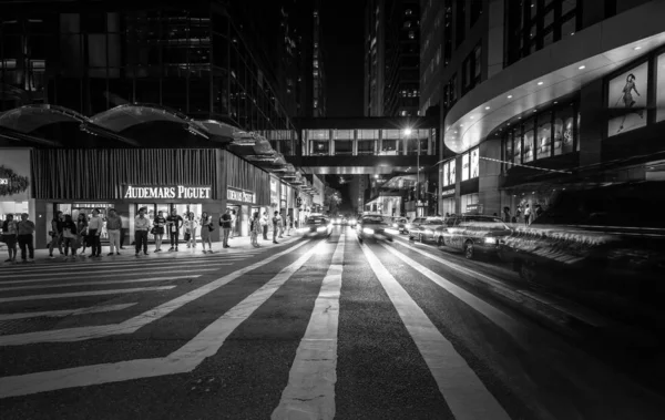 Rua Com Pessoas Transporte Durante Dia Hong Kong Imagem Preto — Fotografia de Stock