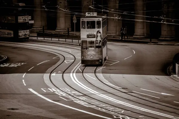 Strada Con Persone Trasporto Durante Giorno Hong Kong Immagine Bianco — Foto Stock