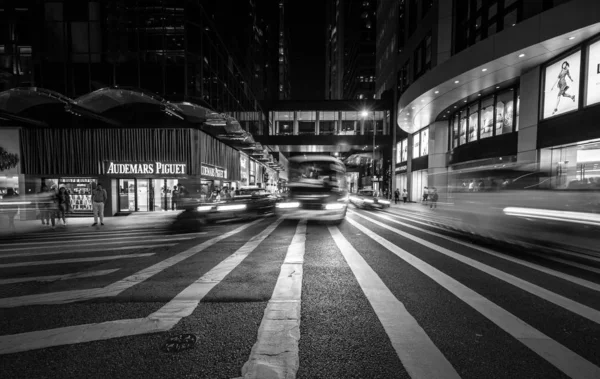 Вулиця Людьми Транспорт Під Час Світлий Час Доби Гонконг Чорно — стокове фото