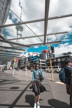 Gündüz, Hong Kong sırasında modern sokak 
