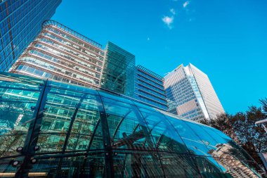 10 Ağustos 2017 - Tsim Sha Tsui, Hong Kong: İnsan kalabalığı ile sokak görmek