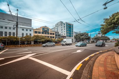 Gündüz, Hong Kong sırasında modern sokak 