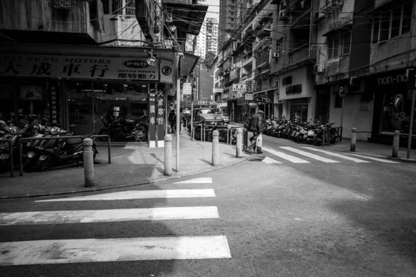 Straat Met Mensen Vervoer Tijdens Overdag Hong Kong Zwart Wit — Stockfoto