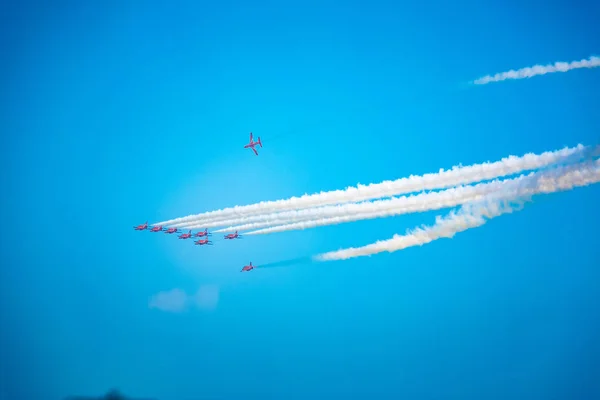 Aero Show Cielo Azul Claro Durante Día —  Fotos de Stock