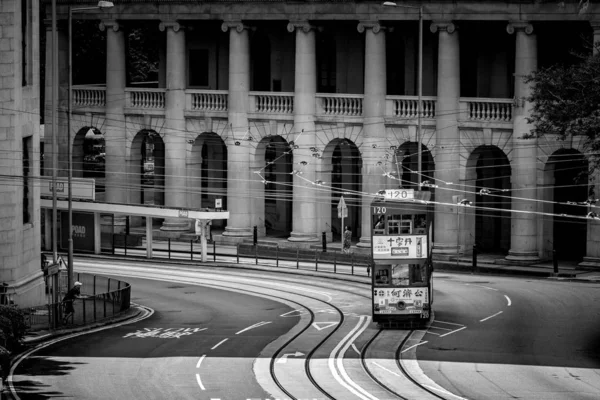 Strada Con Persone Trasporto Durante Giorno Hong Kong Immagine Bianco — Foto Stock