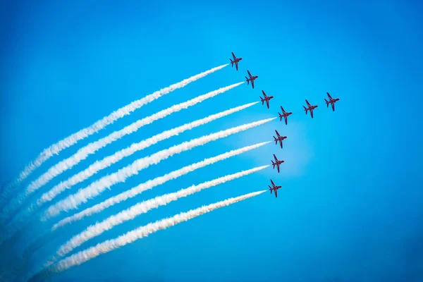 Aero Show Cielo Azul Claro Durante Día —  Fotos de Stock