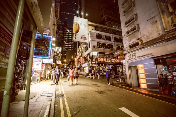 发现 Hong 香港-拥挤和旧住房 — 图库照片