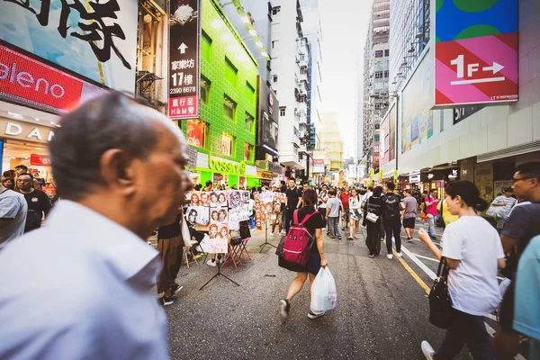 Überfüllte Straße Mit Häusern Und Geschäften Nov 2016 Tsim Sha — Stockfoto