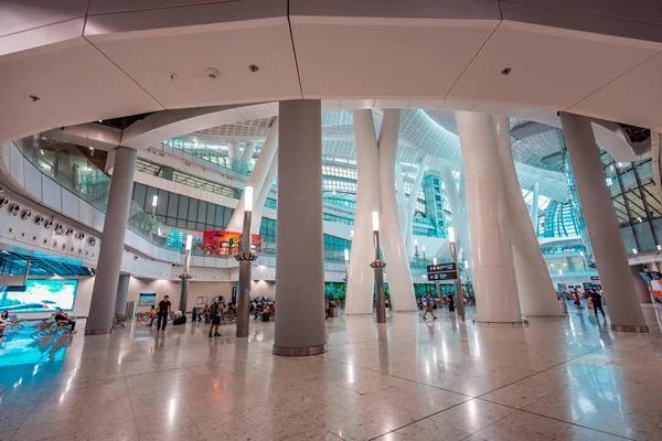 空港ターミナル 香港の内部ビュー — ストック写真