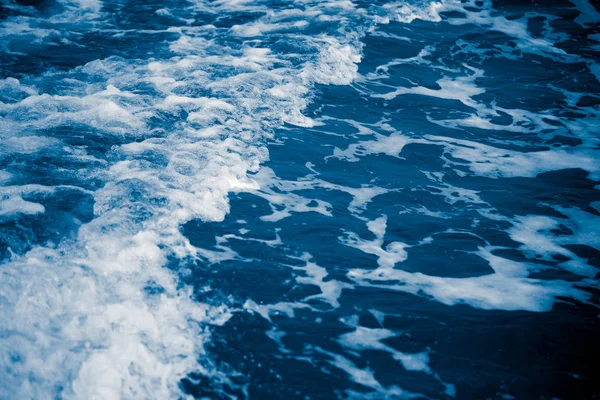Grande Vista Paisagem Marinha Com Água Ondulada Costa — Fotografia de Stock