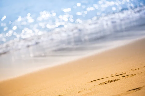 Wavy Ocean Sandy Beach — Stock Photo, Image