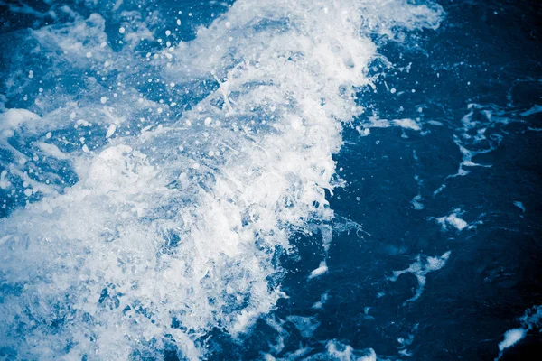 Grote Zeegezicht Weergave Met Golvende Water Kust — Stockfoto