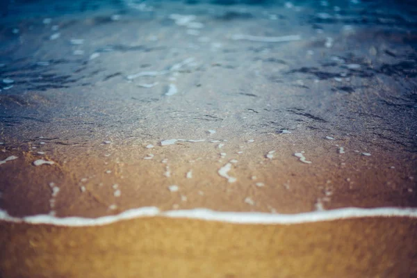 Wavy Ocean Sandy Beach — Stock Photo, Image