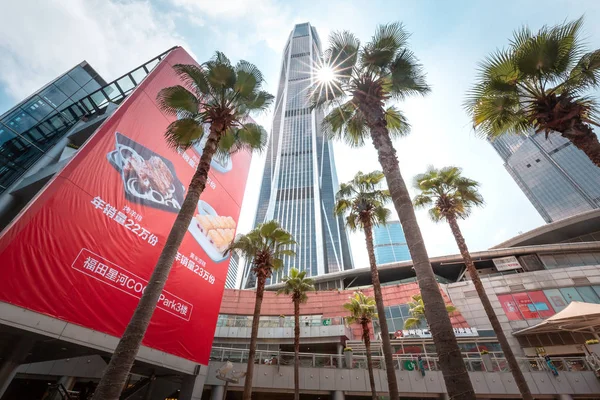 Shenzhen Cina Giugno 2018 Centro Commerciale Architettura Moderna Nel Centro Foto Stock