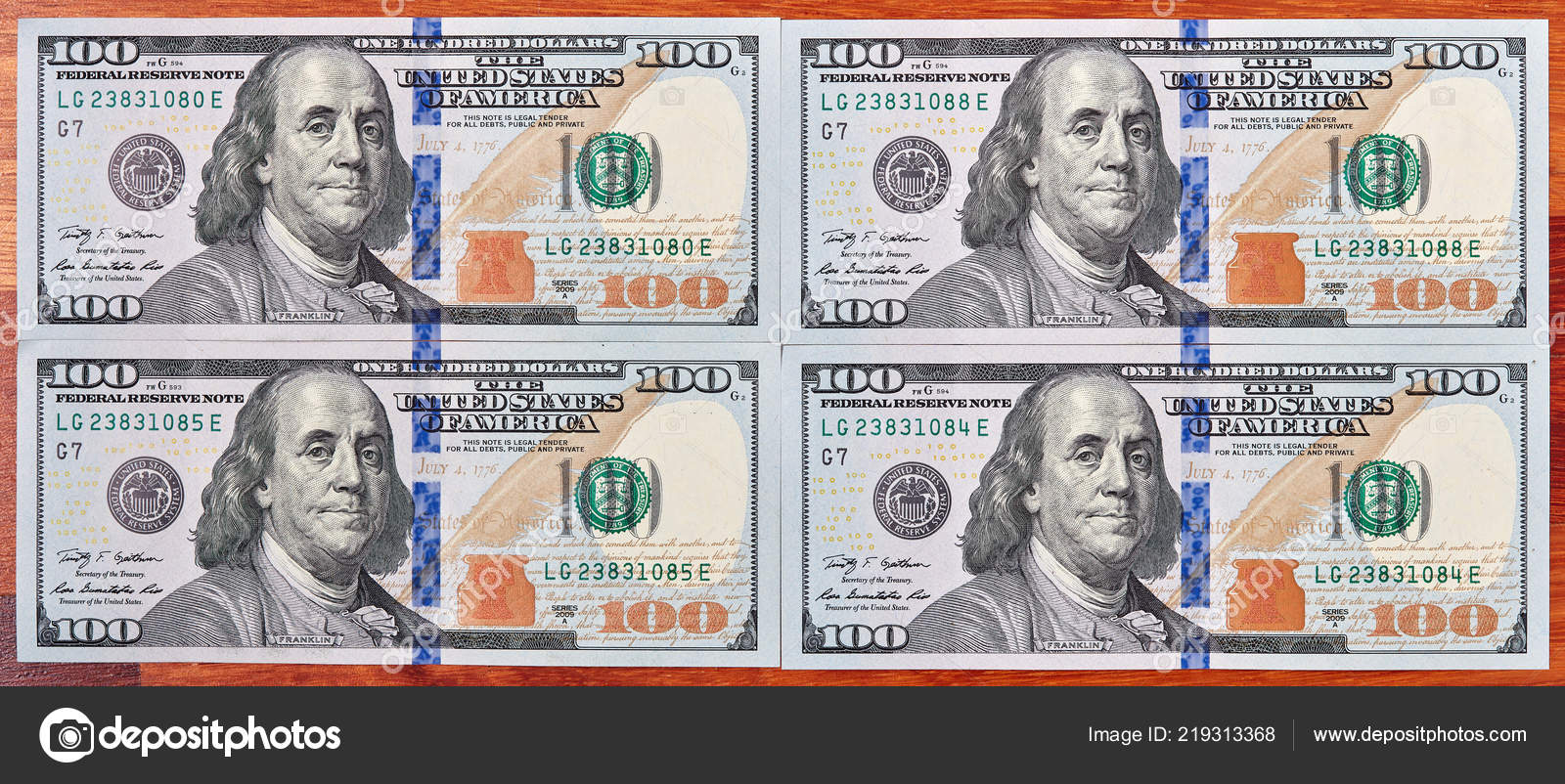 캐치프레이즈는 뜻으로 쓰인다 달러는 현금을 보유하고 100 — 스톡 에디토리얼 사진 © Baranov_Evgenii #219313368