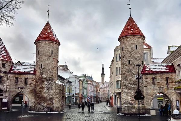 Twin Towers Viru Gate Old Town Tallinn 2018 Tallinn Estonia — Stock Photo, Image