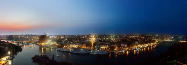 Nightfall panoramor av staden. vy över flyg, Rostov-on-Don. — Stockfoto