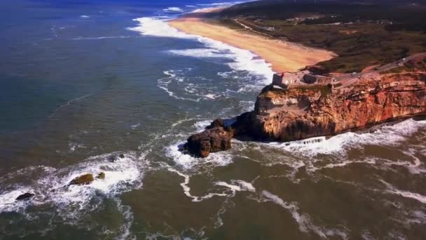 Lugar Icônico Costa Atlântica Meca Surf Ondas Grandes Vista Farol — Vídeo de Stock