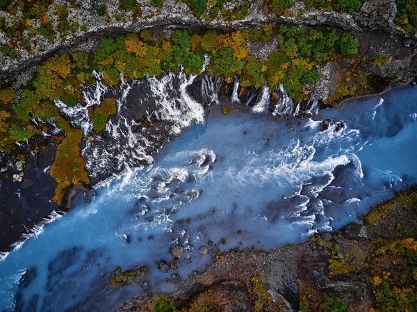 Increíblemente Hermosa Cascada Hraunfossar Cascadas Lava Cascada Que Desciende Los — Foto de Stock
