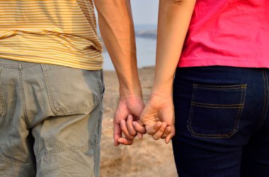 El ele tutuşup sonsuza dek